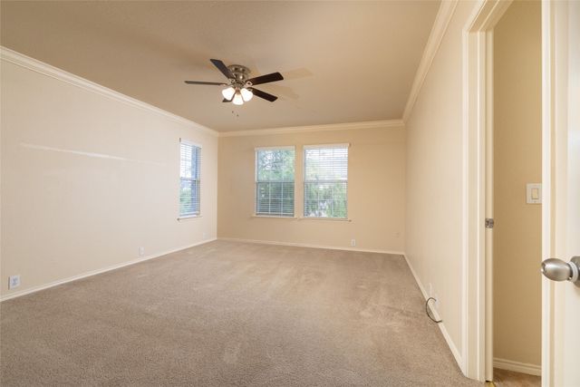 2722 Hyde Park Drive, Grand Prairie, TX 75050