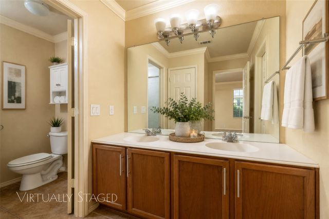 2722 Hyde Park Drive, Grand Prairie, TX 75050