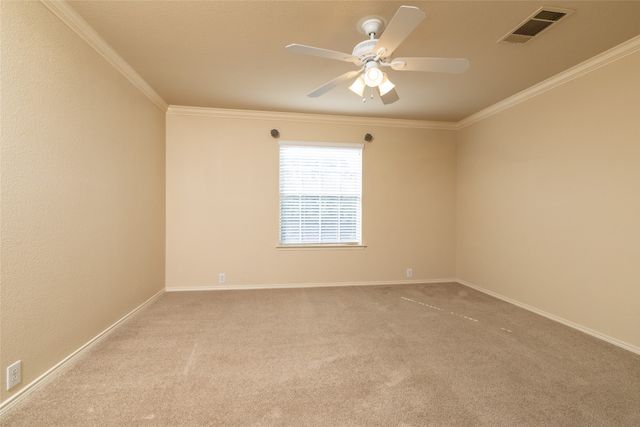 2722 Hyde Park Drive, Grand Prairie, TX 75050