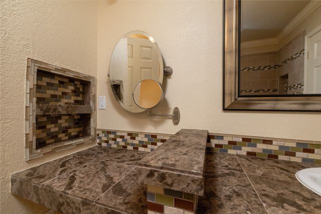 2722 Hyde Park Drive, Grand Prairie, TX 75050