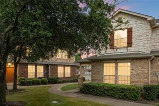 2722 Hyde Park Drive, Grand Prairie, TX 75050