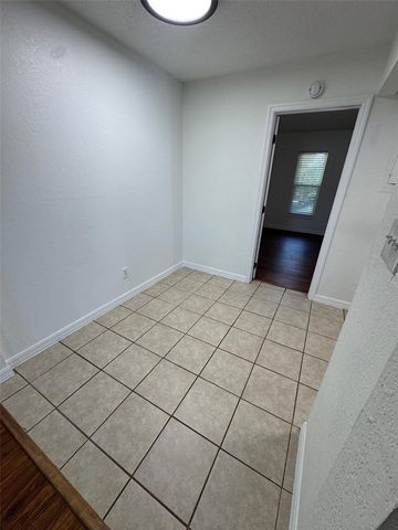 1751-1751 NE 2ND STREET 1, Ocala, FL 34470