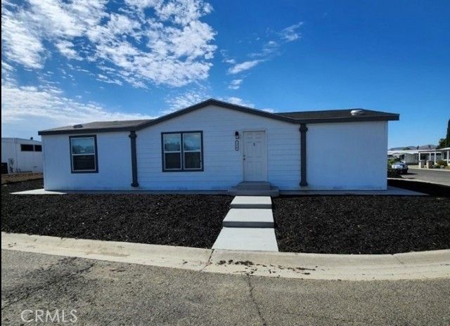 250 San Carlos, Hemet, CA 92543