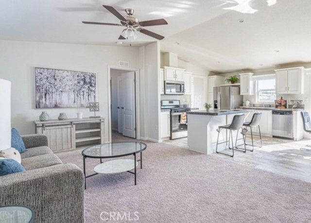 250 San Carlos, Hemet, CA 92543