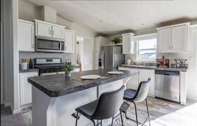 250 San Carlos, Hemet, CA 92543