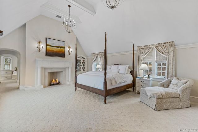 19 Park Drive S, Rye, NY 10580