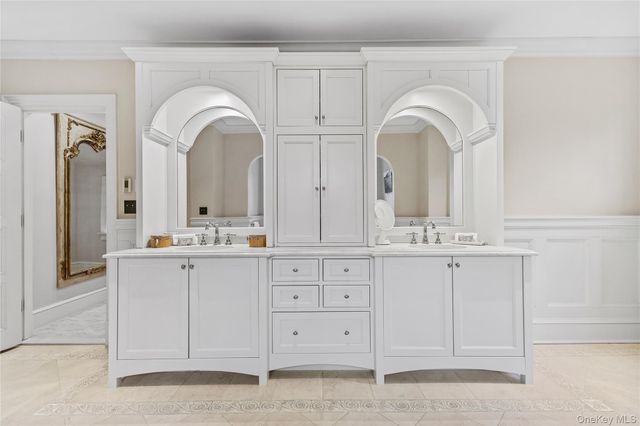 19 Park Drive S, Rye, NY 10580