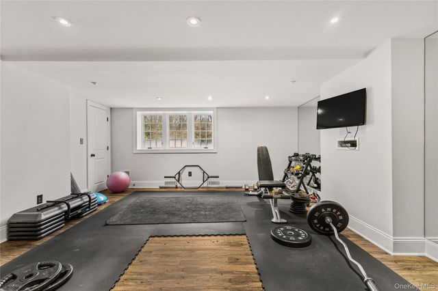 19 Park Drive S, Rye, NY 10580