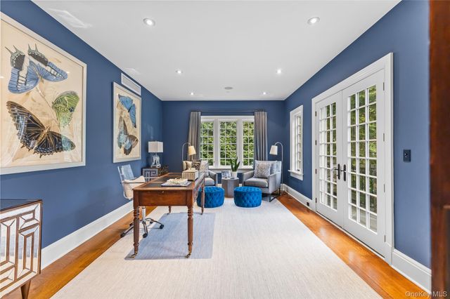 19 Park Drive S, Rye, NY 10580