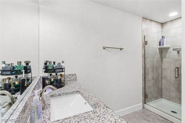 3509 SW 8th CT, Cape Coral, FL 33914