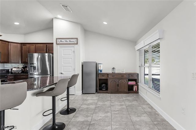 3509 SW 8th CT, Cape Coral, FL 33914