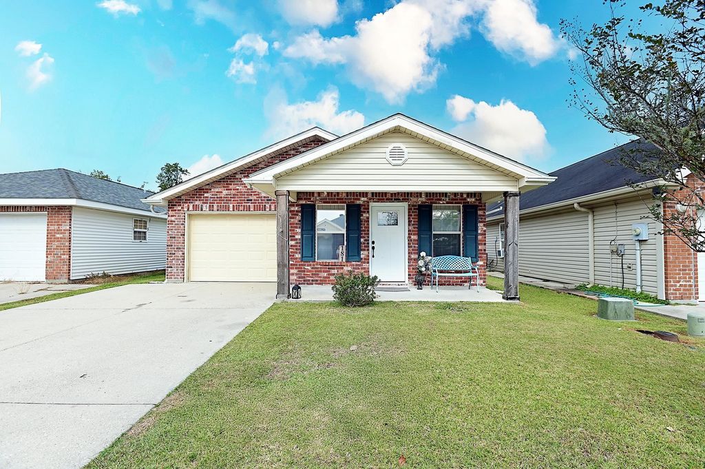 181 Jolie Oaks Blvd, Thibodaux, LA 70301