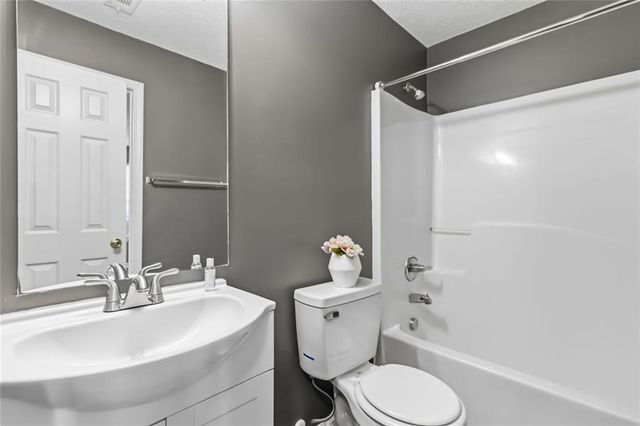 4180 W Stubbs Road, Atlanta, GA 30349