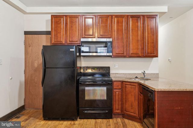 1932 N 18TH ST, Philadelphia, PA 19121