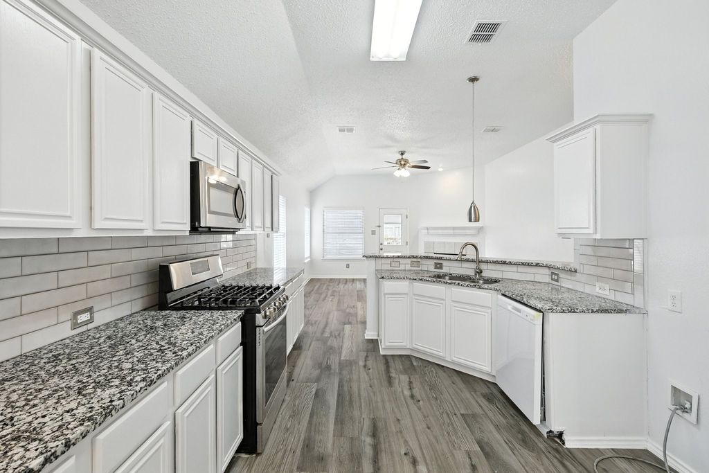 8149 Keechi Creek Court, Fort Worth, TX 76137
