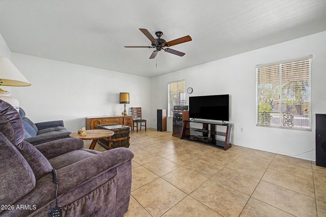 16213 N MEADOW PARK Drive, Sun City, AZ 85351