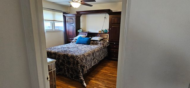 215 Gates Street, Bay City, MI 48708