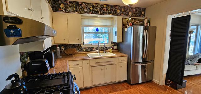 215 Gates Street, Bay City, MI 48708