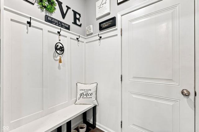 6069 Cedar Bend Way, Avon, IN 46123