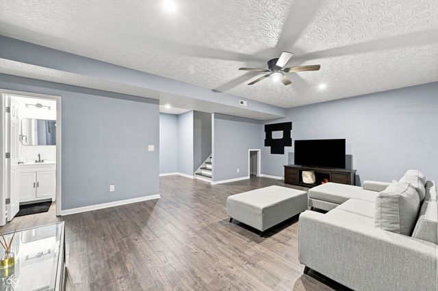 6069 Cedar Bend Way, Avon, IN 46123