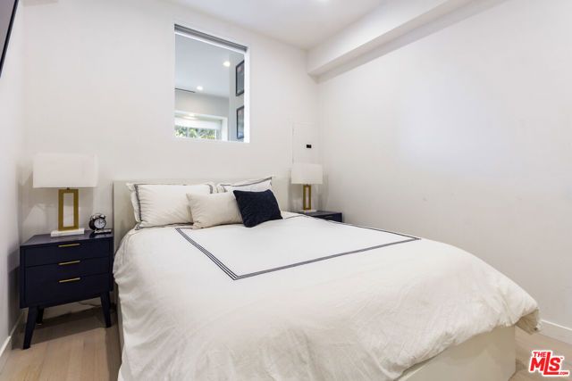 838 N Doheny Drive 203, West Hollywood, CA 90069
