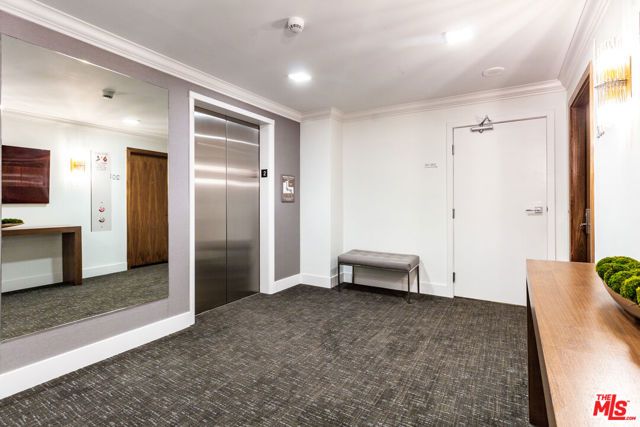 838 N Doheny Drive 203, West Hollywood, CA 90069