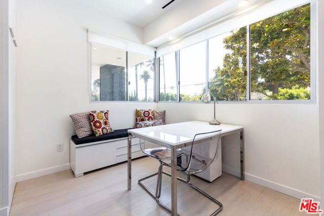 838 N Doheny Drive 203, West Hollywood, CA 90069