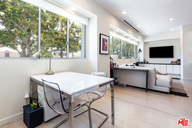 838 N Doheny Drive 203, West Hollywood, CA 90069