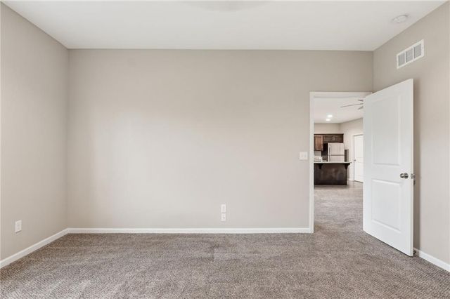 21803 Southcreek Road, Peculiar, MO 64078