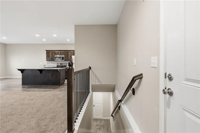 21803 Southcreek Road, Peculiar, MO 64078