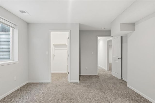 21803 Southcreek Road, Peculiar, MO 64078