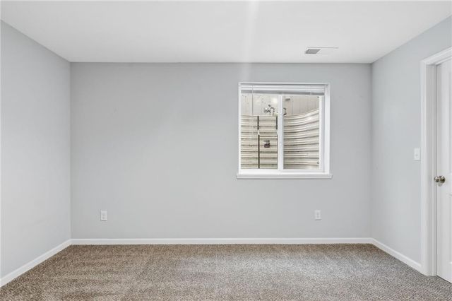 21803 Southcreek Road, Peculiar, MO 64078