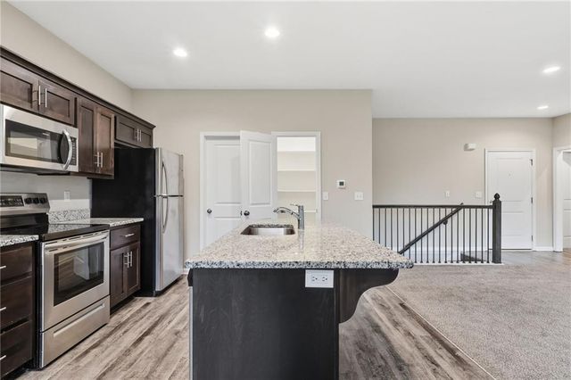 21803 Southcreek Road, Peculiar, MO 64078