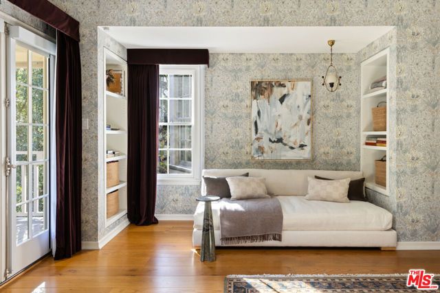 10770 Chalon Road, Los Angeles, CA 90077