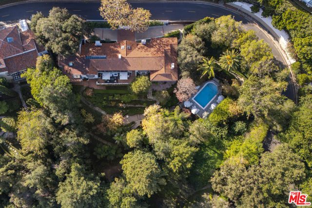 10770 Chalon Road, Los Angeles, CA 90077