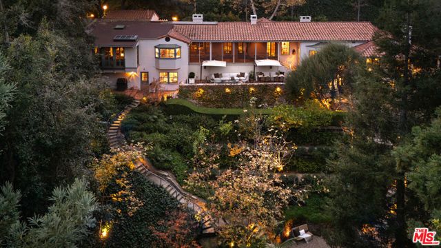 10770 Chalon Road, Los Angeles, CA 90077