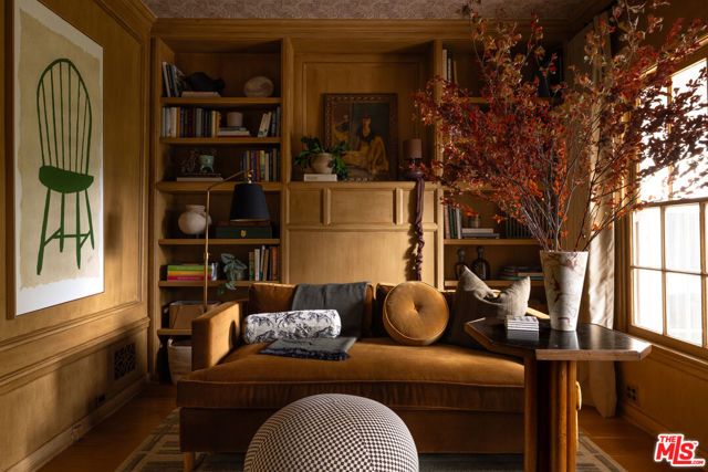 10770 Chalon Road, Los Angeles, CA 90077