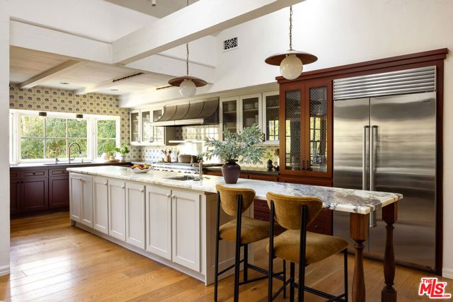 10770 Chalon Road, Los Angeles, CA 90077