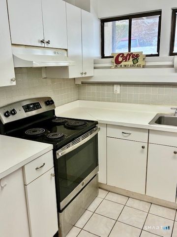 175 Mill Pond Road 201, Hamden, CT 06514