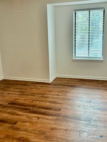 175 Mill Pond Road 201, Hamden, CT 06514