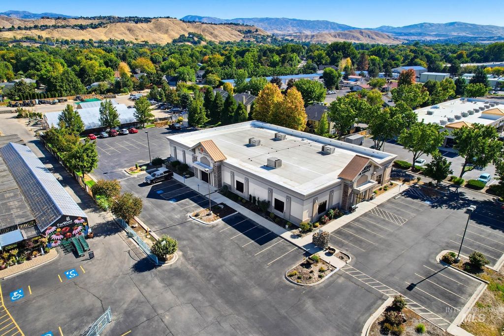 5714 W State St, Boise, ID 83703 photo 5