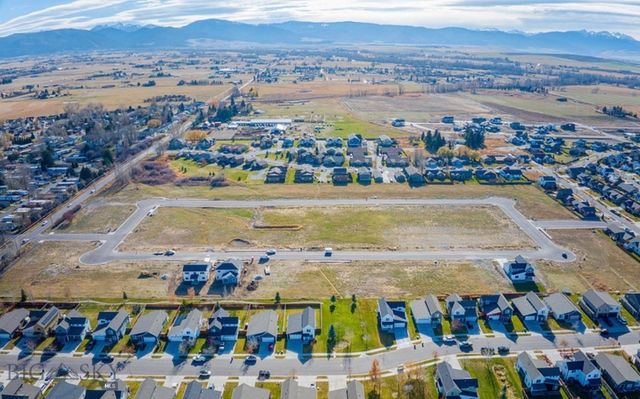 405 Cloudfield Circle, Bozeman, MT 59718