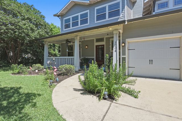 1204 Quisenberry Street, Mckinney, TX 75069