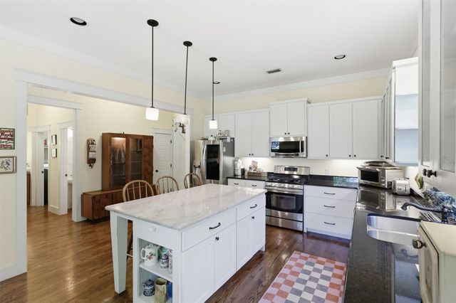 1204 Quisenberry Street, Mckinney, TX 75069
