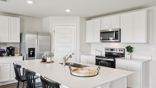 746 GREENWAY BOULEVARD, Lake Wales, FL 33859