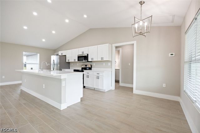 2802 NW 3rd PL, Cape Coral, FL 33993