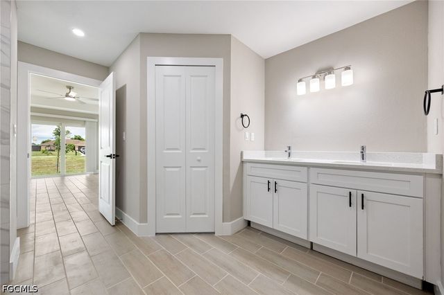2802 NW 3rd PL, Cape Coral, FL 33993