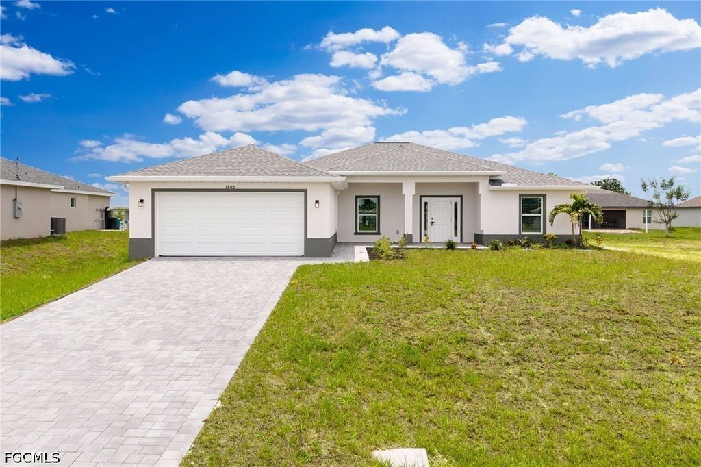 2802 NW 3rd PL, Cape Coral, FL 33993