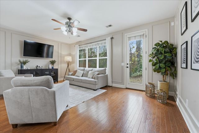 405 Waterbrook Dr, Mount Juliet, TN 37122