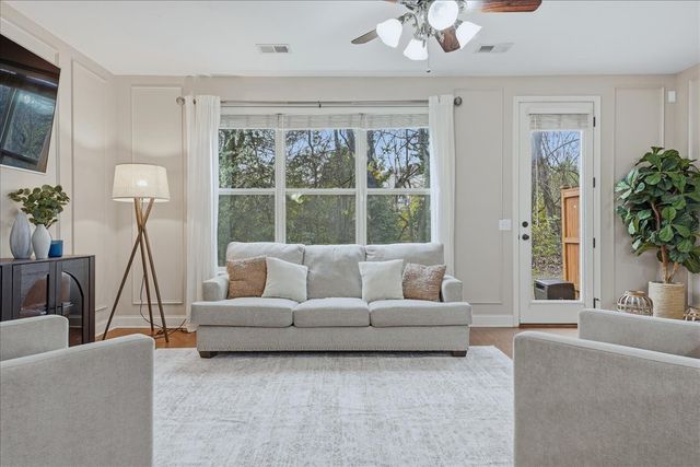 405 Waterbrook Dr, Mount Juliet, TN 37122